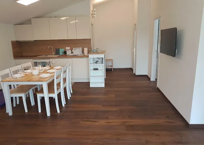 Miran Odmor U Srcu Pule! Iva 60m2.