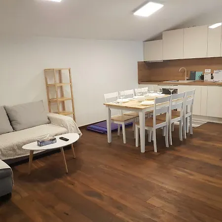 Miran Odmor U Srcu Pule! Iva 60m2. プーラ