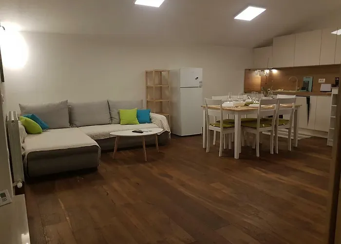 Miran Odmor U Srcu Pule! Iva 60m2. * プーラ